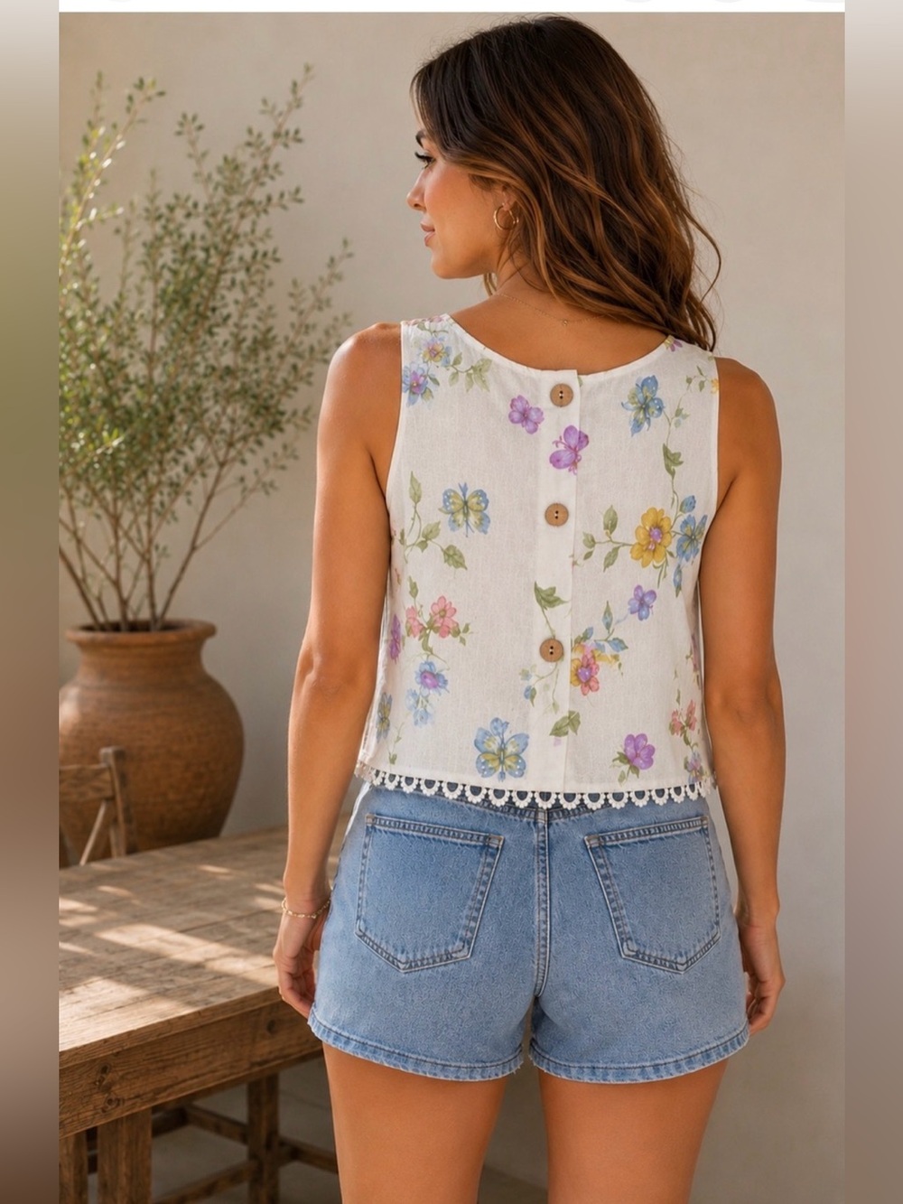 LAURA ASHLEY scoop neck linen butterfly and floral print tank top large